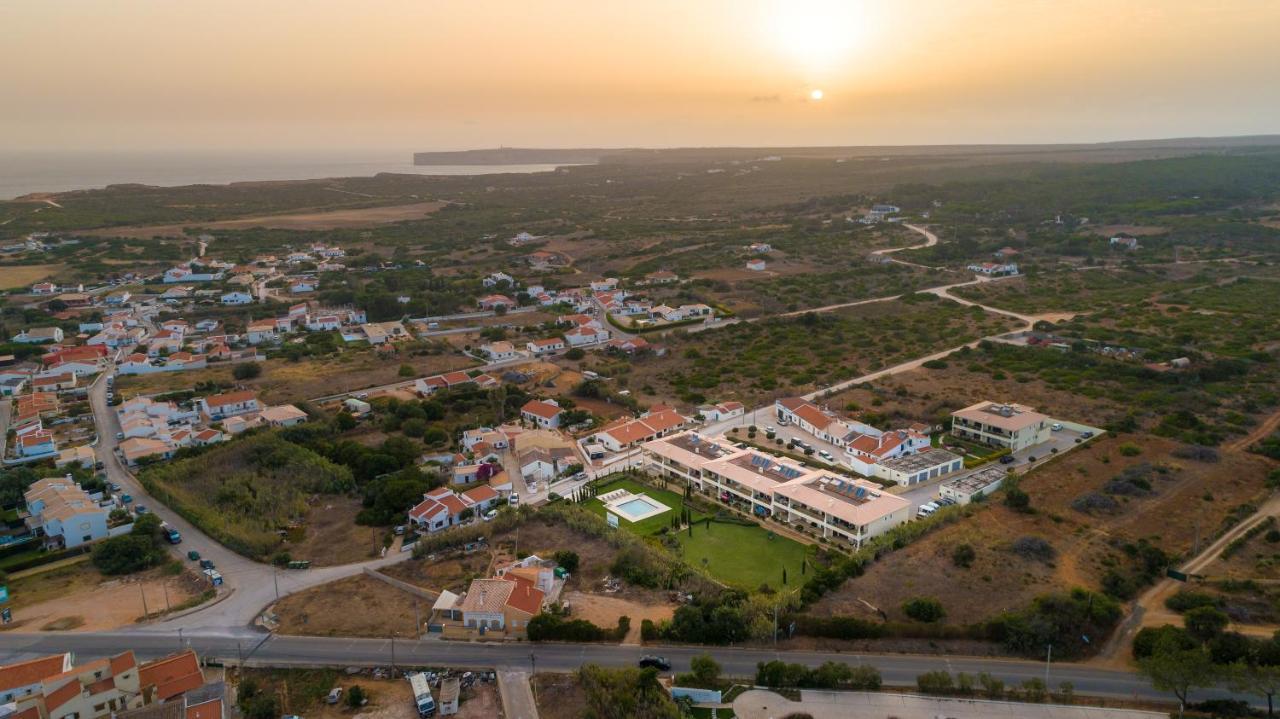 Apartamento 7 Mares Com 2 Quartos ซาเกรส ภายนอก รูปภาพ